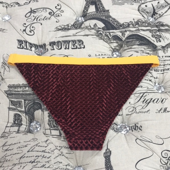 Onia Leila Textured Velvet String Bikini Bottoms - Picture 4 of 8